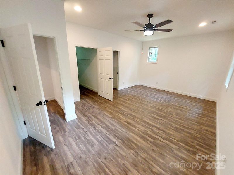Spacious, unfurnished interior of a new home in , Hendersonville (Image 21).