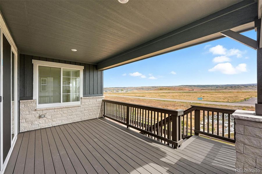 8828 Whiteclover ~ Ready Now