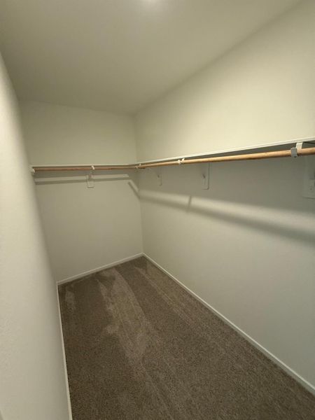 Spacious, unfurnished interior of a new home in Pinewood Trails, Cleveland (Image 20). Spacious, unfurnished interior of a new home in Pinewood Trails, Cleveland (Image 20).