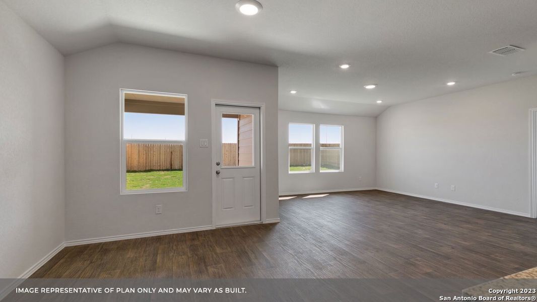 Spacious, unfurnished interior of a new home in Arroyo Ranch, Seguin (Image 16). Spacious, unfurnished interior of a new home in Arroyo Ranch, Seguin (Image 16).