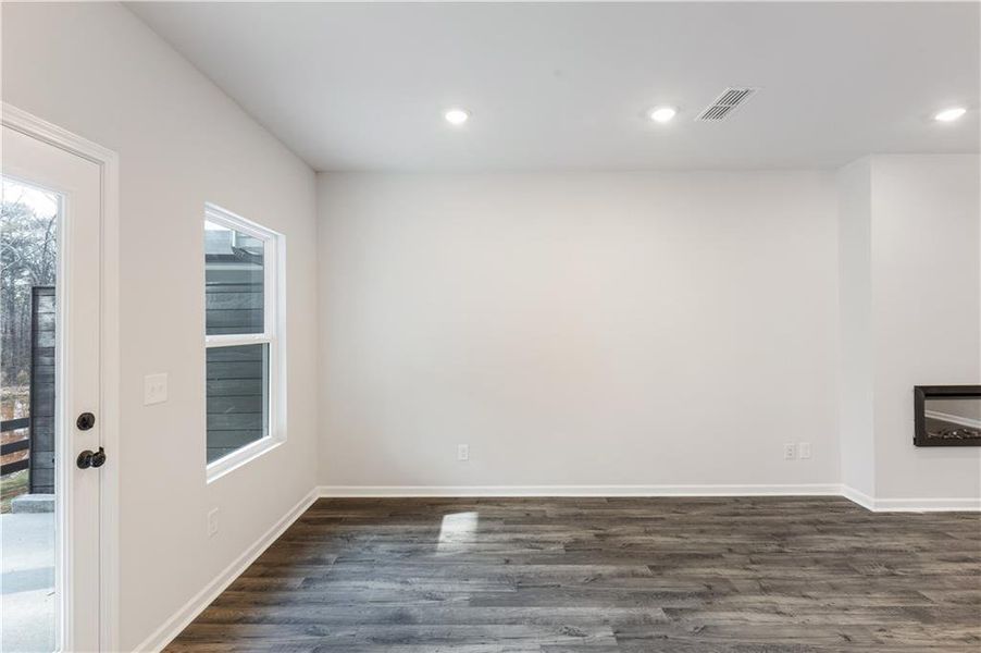 Spacious, unfurnished interior of a new home in , Conyers (Image 22). Spacious, unfurnished interior of a new home in , Conyers (Image 22).