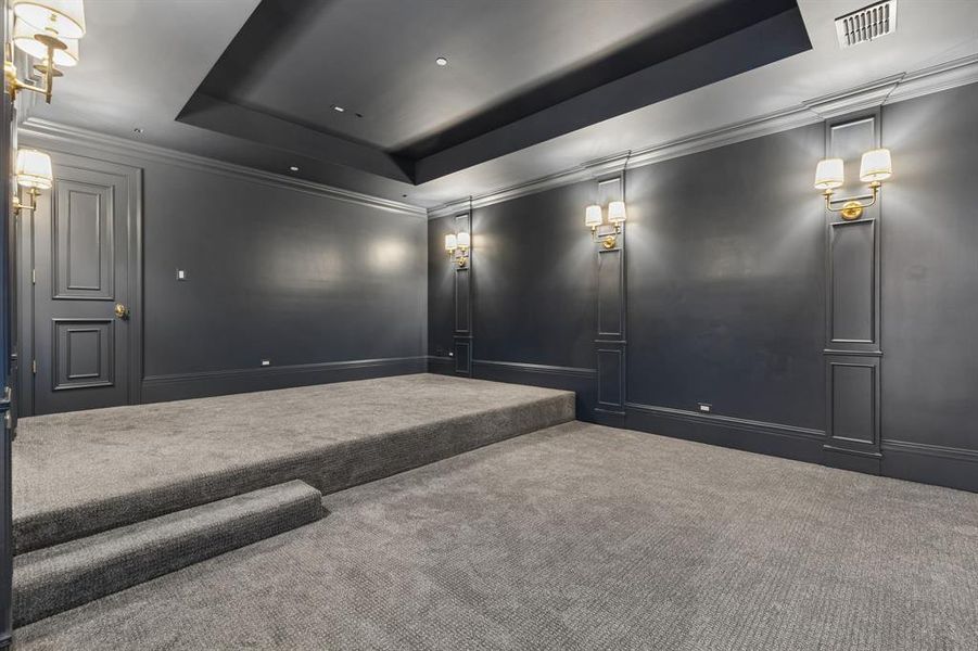 Image 33 of a home in .