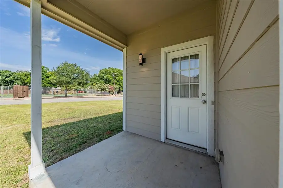 Exterior details and patio area of a home in , Cleburne (Image 26).