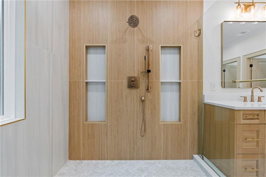 Image 94 of a home in .