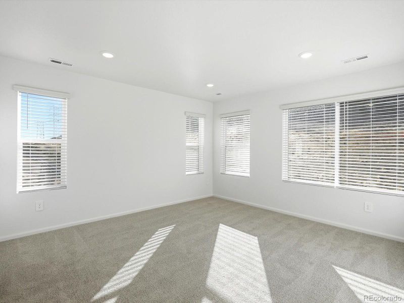 Spacious, unfurnished interior of a new home in Three Hills, Morrison (Image 19). Spacious, unfurnished interior of a new home in Three Hills, Morrison (Image 19).
