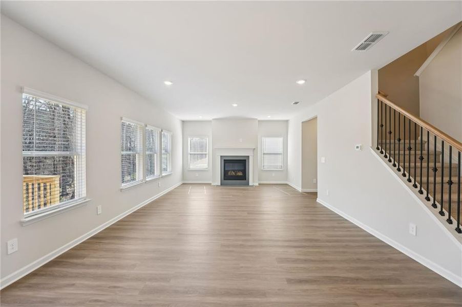 Spacious, unfurnished interior of a new home in Creekside at Oxford Park, Fairburn (Image 24).