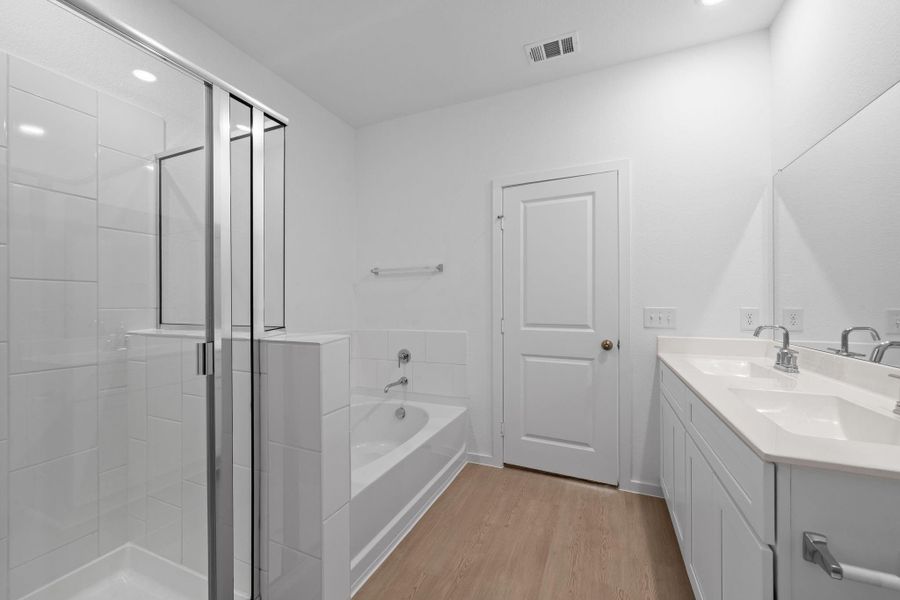 Furnished interior view inside a new home in Crosby Farms, Crosby (Image 5).