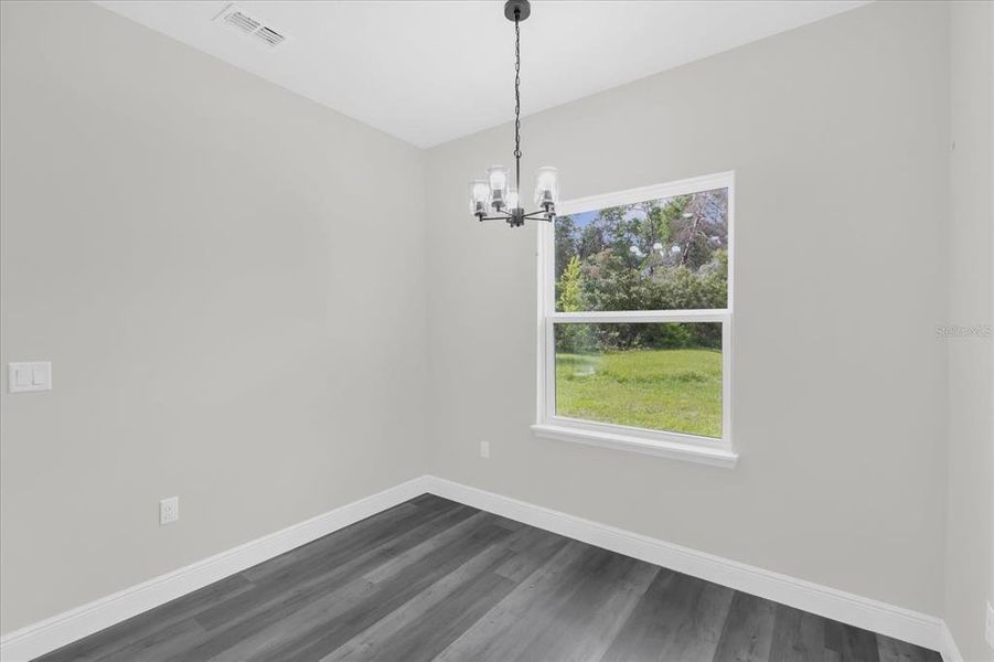 Spacious, unfurnished interior of a new home in , Ocala (Image 25).
