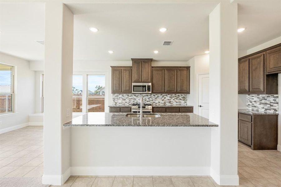 Furnished interior view inside a new home in Sunset Ridge, Alvarado (Image 15). Furnished interior view inside a new home in Sunset Ridge, Alvarado (Image 15).