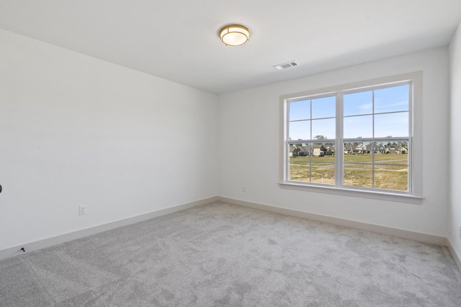 Spacious, unfurnished interior of a new home in Lockwood, Collierville (Image 24).