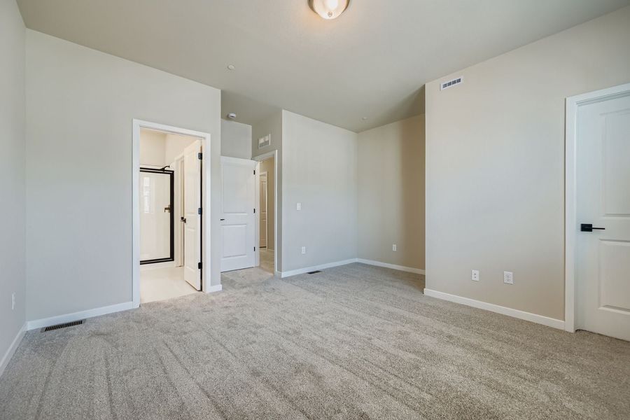 2787 Bear Springs Cir, Longmont, CO. - Slide 16 2787 Bear Springs Cir, Longmont, CO. - Slide 16