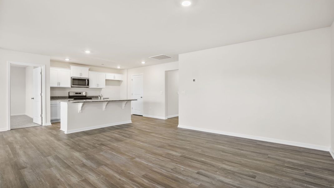 Spacious, unfurnished interior of a new home in Bentley Park, Greenwood (Image 20). Spacious, unfurnished interior of a new home in Bentley Park, Greenwood (Image 20).