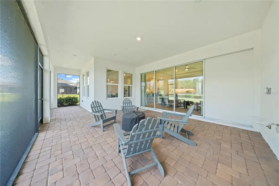 Exterior details and patio area of a home in , Wesley Chapel (Image 23).
