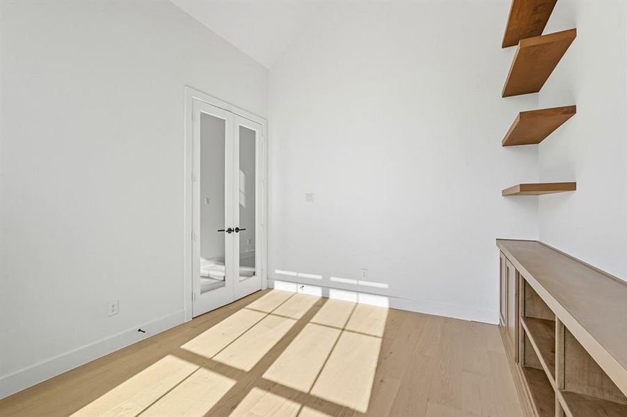 Spacious, unfurnished interior of a new home in Mosaic, Celina (Image 28). Spacious, unfurnished interior of a new home in Mosaic, Celina (Image 28).