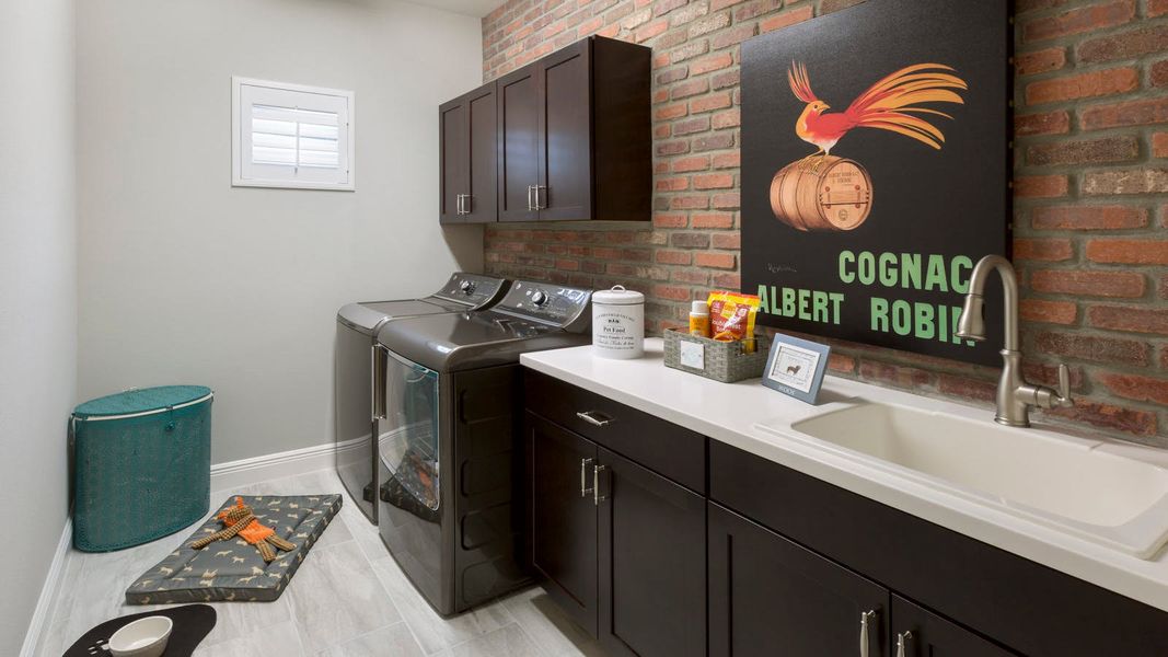 Representative furnished interior of a home built from the Laurel 2 by Neal Communities in Windward Real Estate and Homes for Sale in Sarasota, FL - Neal Communities, Sarasota (Image 8).
