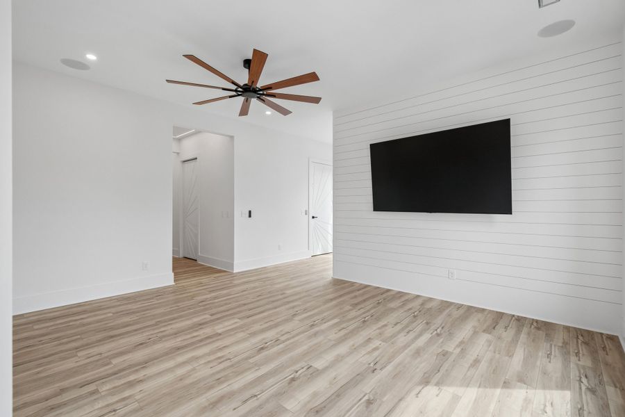 Spacious, unfurnished interior of a new home in , Folly Beach (Image 84).