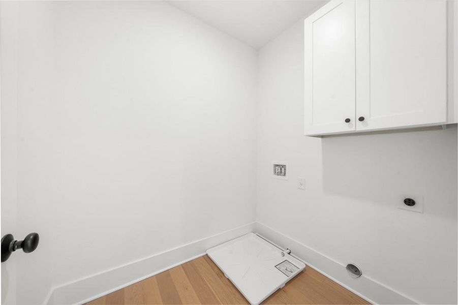 Spacious, unfurnished interior of a new home in , Canton (Image 23).