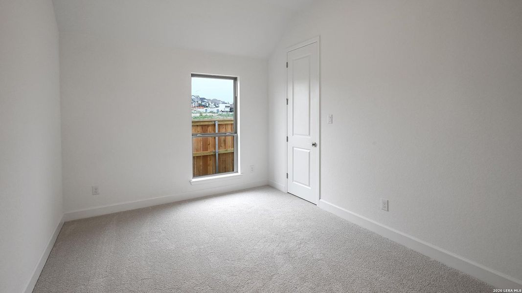 Spacious, unfurnished interior of a new home in Mayfair, New Braunfels (Image 19).