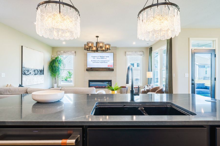 Representative interior finishes for a home built from the Camden by Fischer Homes in Easton Park, Dallas (Image 20).