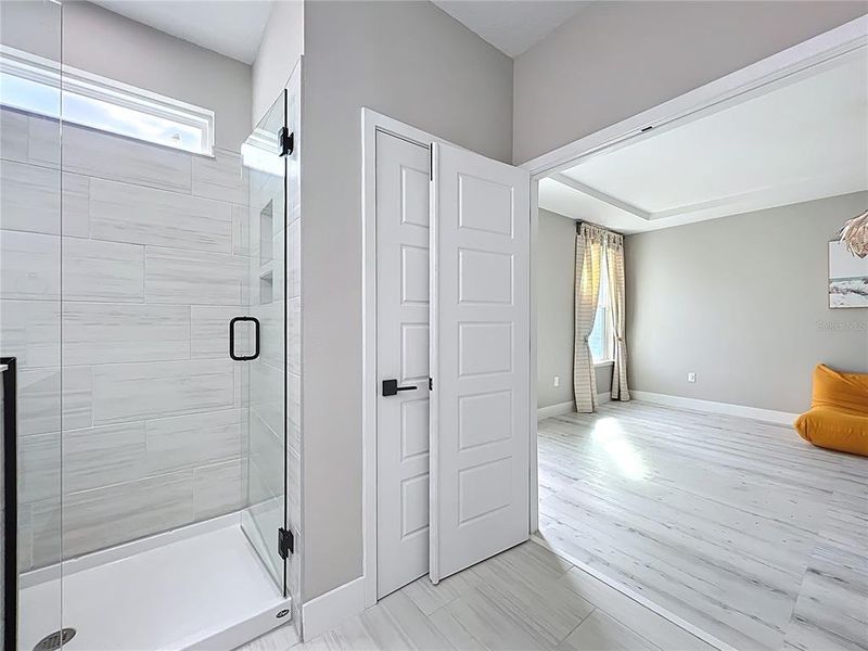 Furnished interior view inside a new home in , Winter Garden (Image 17).