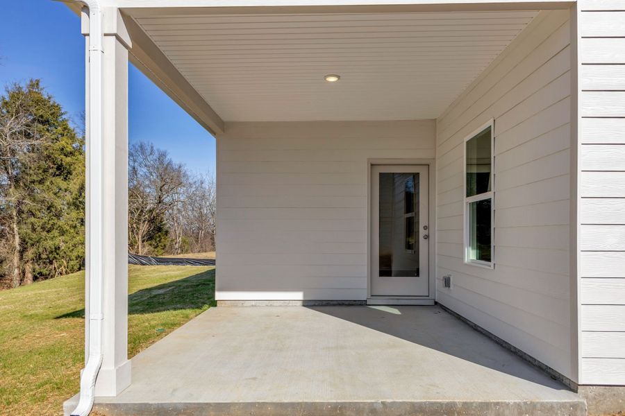 Exterior details and patio area of a home in Hampshire Hills, Columbia (Image 3).