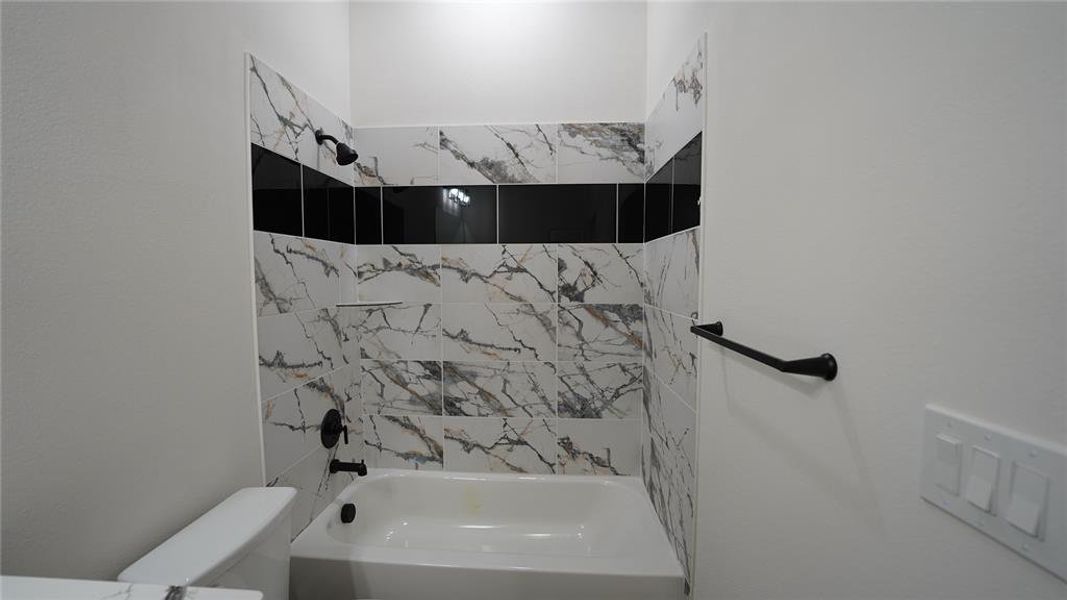 Image 23 of a home in .