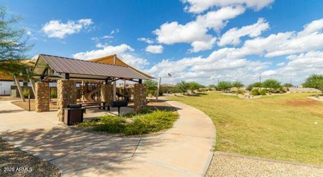 Los Cielos at Rancho Mercado Community