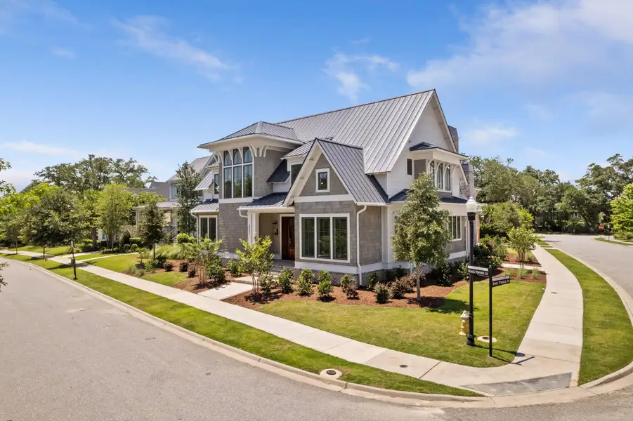 Image 62 of a home in .