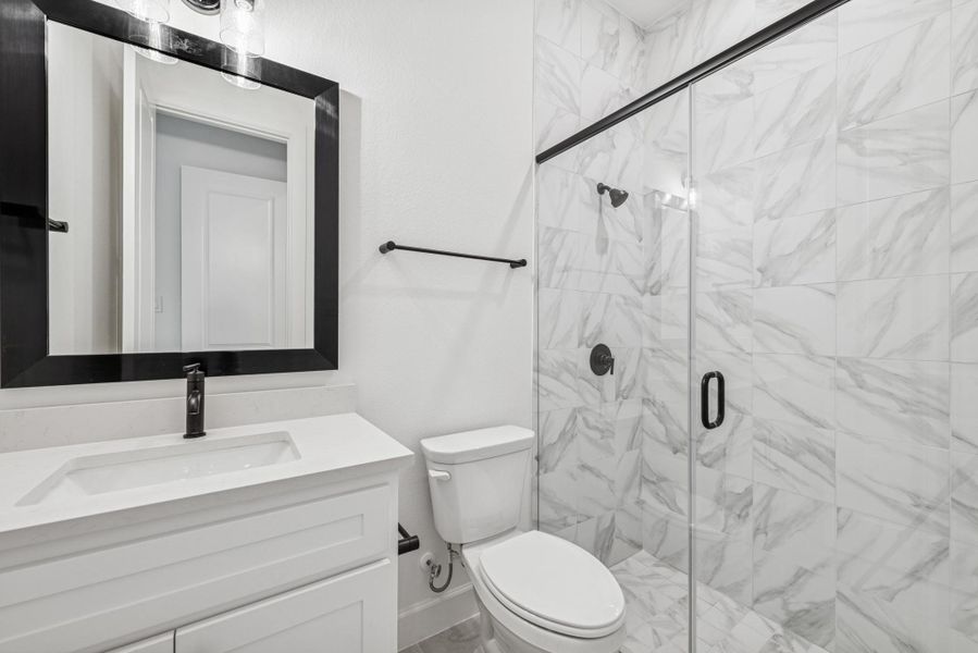 Image 39 of a home in Kresston.