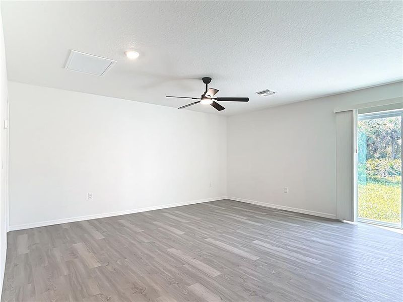 Spacious, unfurnished interior of a new home in , North Port (Image 26).
