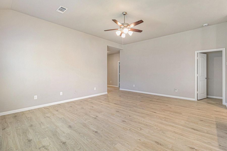 Spacious, unfurnished interior of a new home in Columbia Lakes, West Columbia (Image 23). Spacious, unfurnished interior of a new home in Columbia Lakes, West Columbia (Image 23).