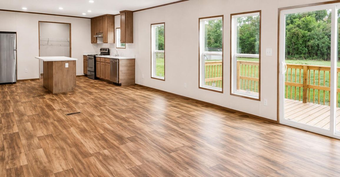 Spacious, unfurnished interior of a new home in , Eutawville (Image 8).