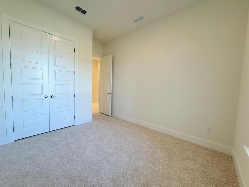 Spacious, unfurnished interior of a new home in Polo Ridge, Forney (Image 17).