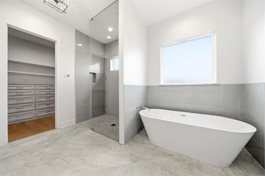 Furnished interior view inside a new home in , Hewitt (Image 10).
