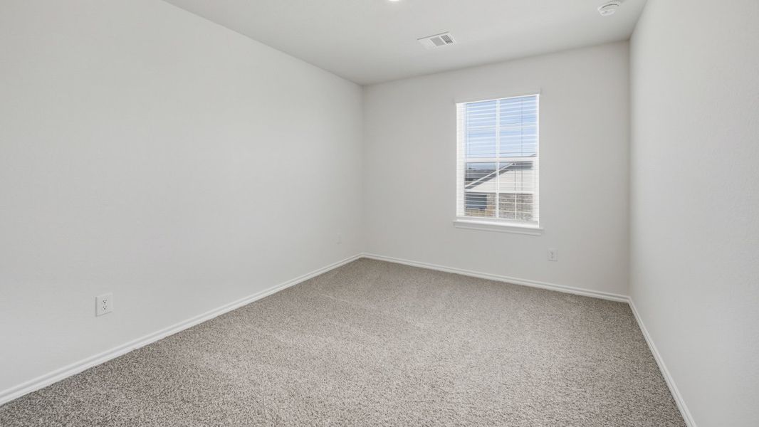 Spacious, unfurnished interior of a new home in Saddlebrook, Waxahachie (Image 17). Spacious, unfurnished interior of a new home in Saddlebrook, Waxahachie (Image 17).