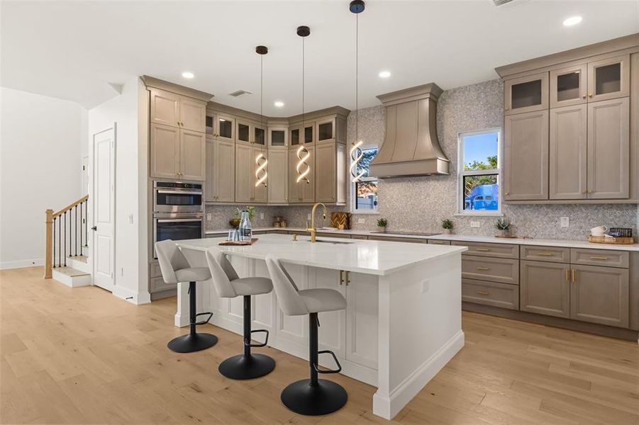 Furnished interior view inside a new home in , Orlando (Image 13).