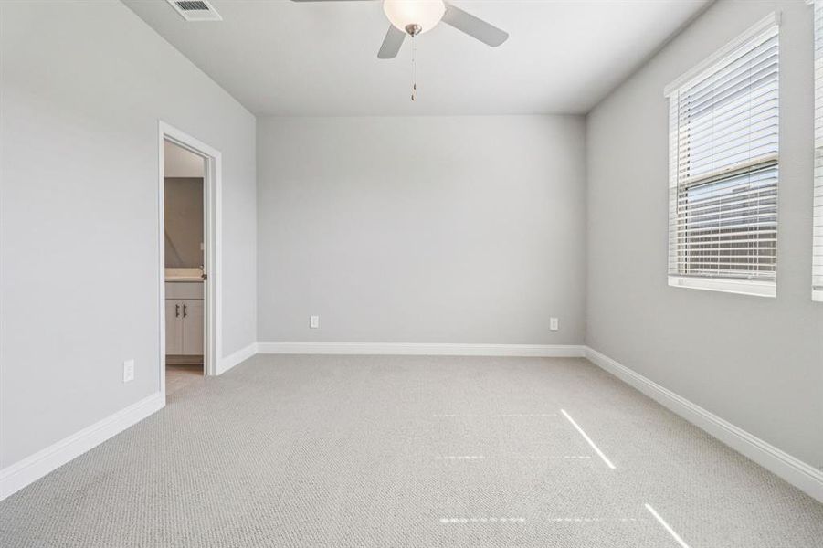Photo is not of the actual home, but is an inspirational photo of builder’s model home and may depict options, furnishings, and/or decorator features that are not included.