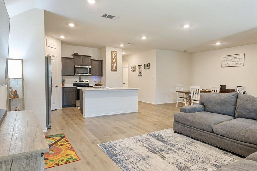 Furnished interior view inside a new home in , Caddo Mills (Image 28). Furnished interior view inside a new home in , Caddo Mills (Image 28).