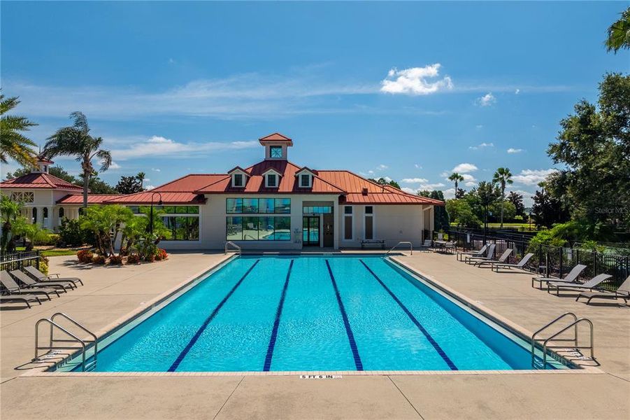 Community amenities in , Auburndale (Image 32).