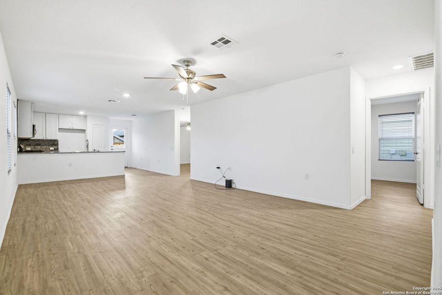 Spacious, unfurnished interior of a new home in Vida: Cottage Collection, San Antonio (Image 7). Spacious, unfurnished interior of a new home in Vida: Cottage Collection, San Antonio (Image 7).