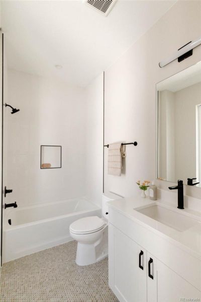 Furnished interior view inside a new home in A Line Townhomes, Denver (Image 25).