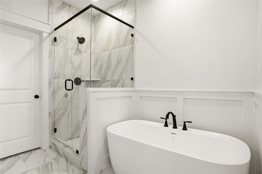 Furnished interior view inside a new home in , Weatherford (Image 5).