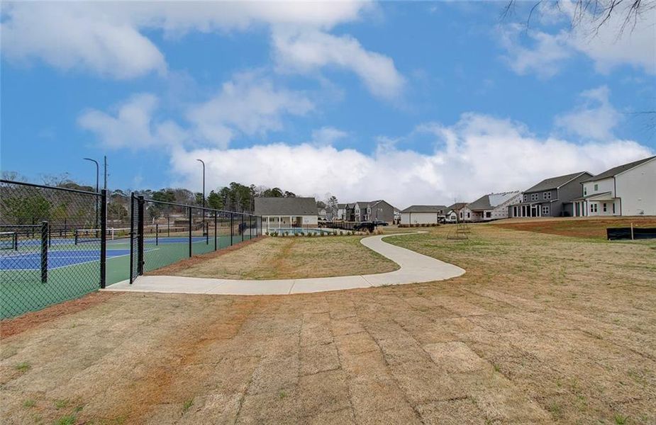 Community amenities in Ponderosa Farms Estates, Gainesville (Image 61).