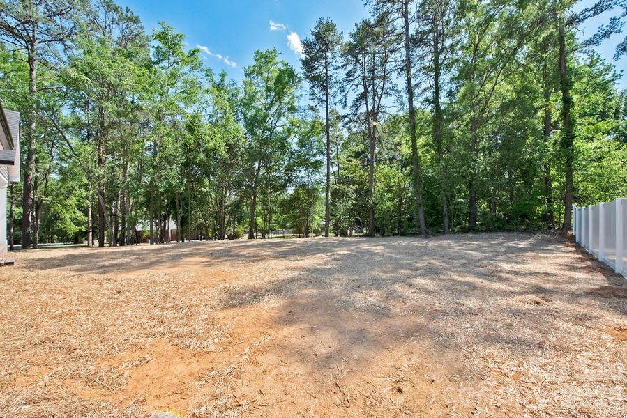 Image 37 of a home in .