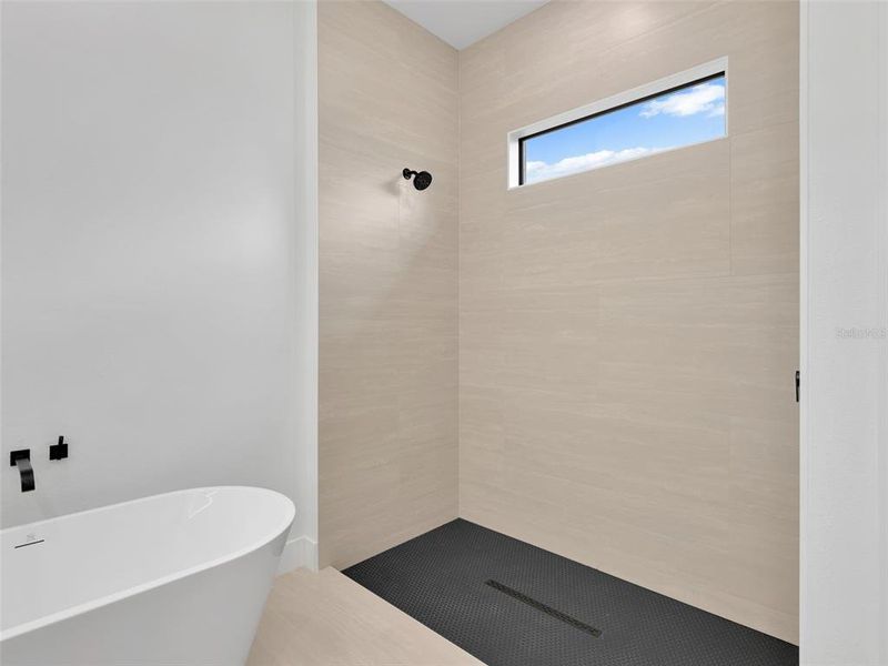 Furnished interior view inside a new home in , Cape Coral (Image 10).