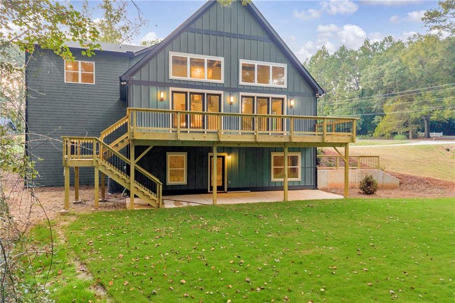 Exterior details and patio area of a home in , Monroe (Image 27).