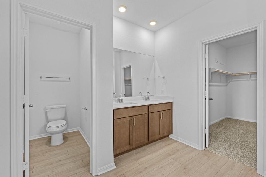 Furnished interior view inside a new home in , Georgetown (Image 10).
