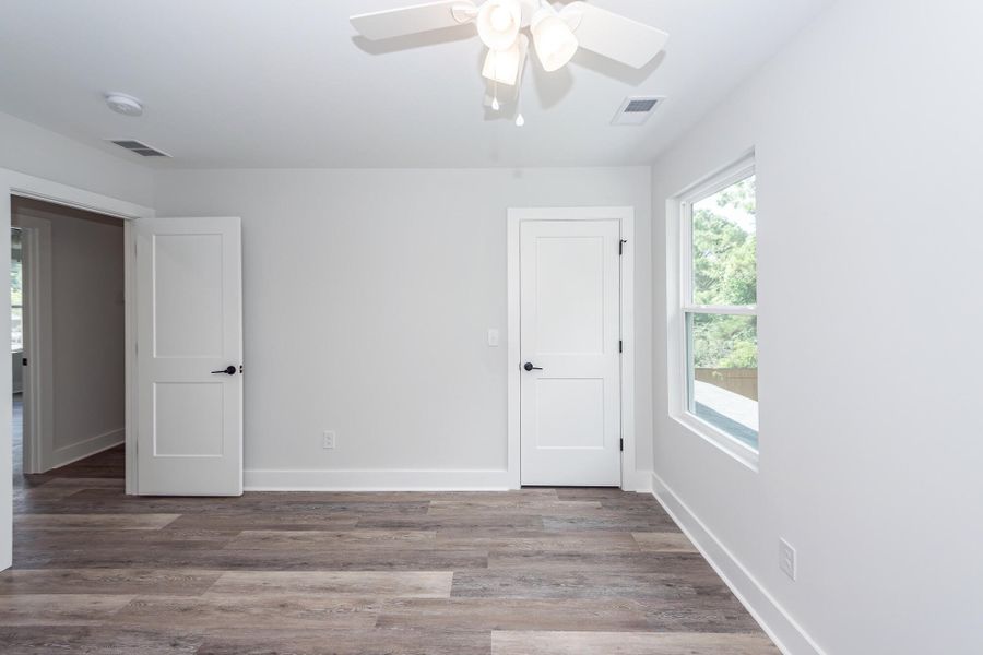 Spacious, unfurnished interior of a new home in , Hanahan (Image 17).