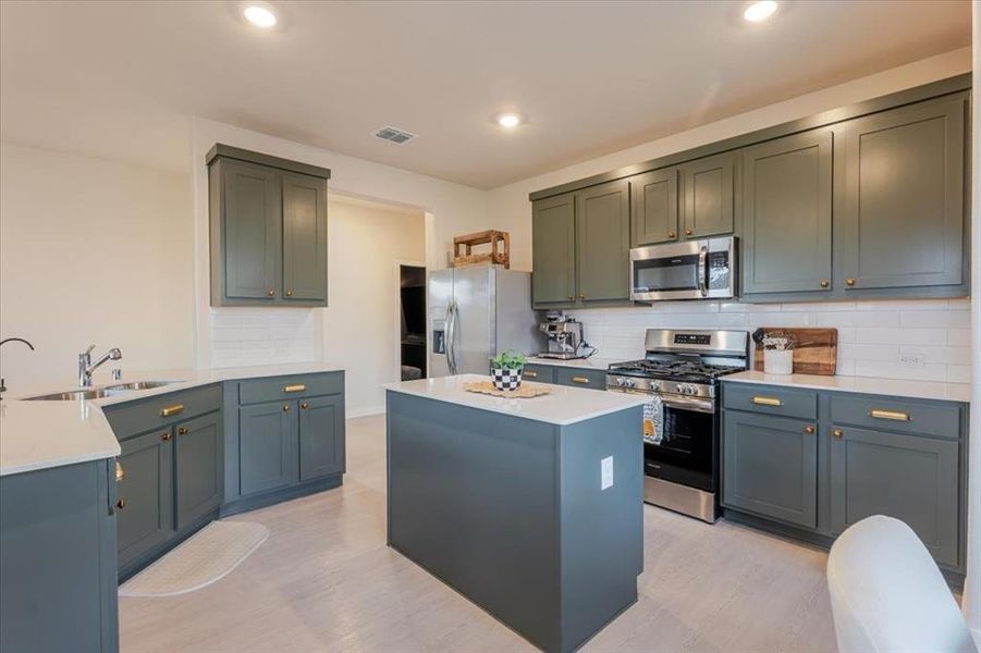 Furnished interior view inside a new home in Azle Grove, Azle (Image 7).