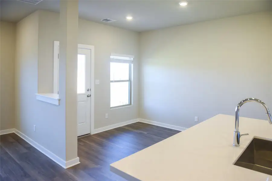 Casual Dining off of Kitchen Casual Dining off of Kitchen